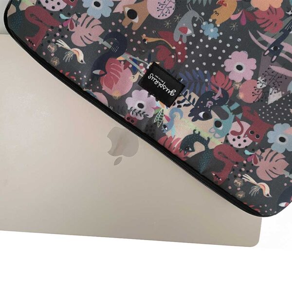 funda laptop camuflaje rosa
